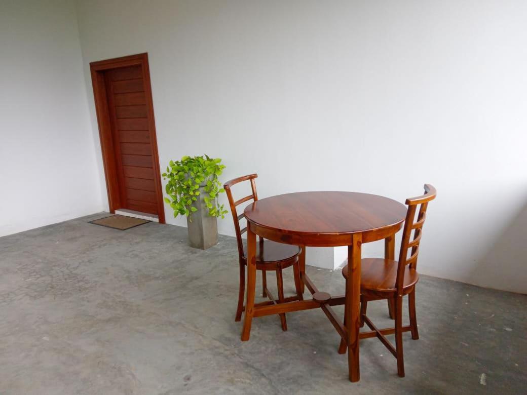 Meridian Holiday Resort Ratnapura Kültér fotó