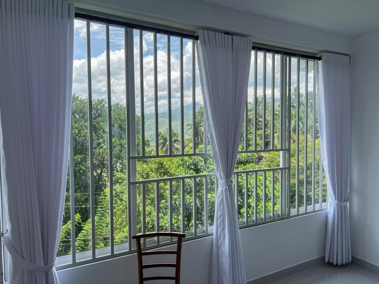 Meridian Holiday Resort Ratnapura Kültér fotó